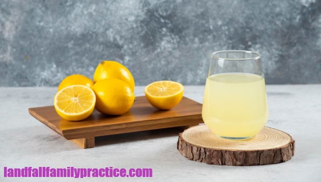 Minum Air Lemon Setiap Pagi Ternyata Punya Efek Mengejutkan untuk Sistem Imun